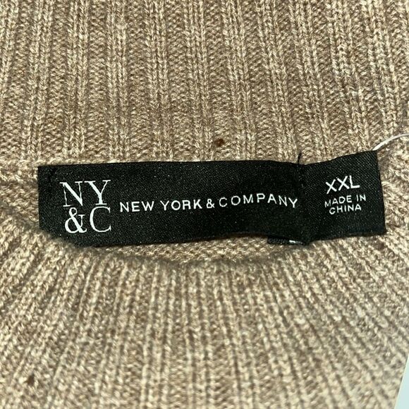 NY&Co Cable-Knit Cut-Out Pullover Sweater - Picture 11 of 12